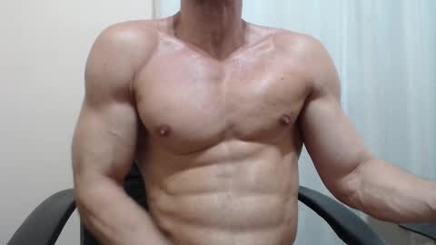 saradorj92 online show from 11.22.25