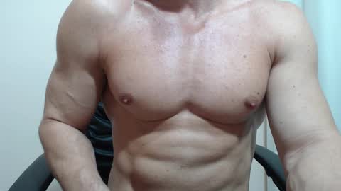 saradorj92 online show from 02.15.26