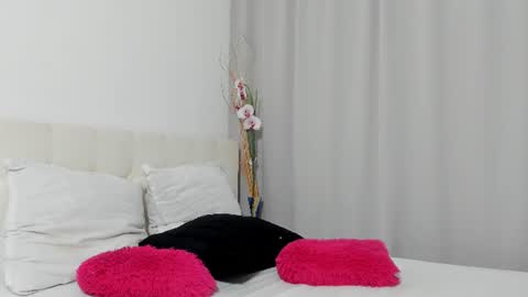 Sara online show from 06.12.26