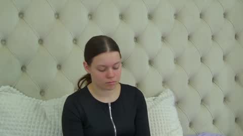 Sara online show from 04.15.26