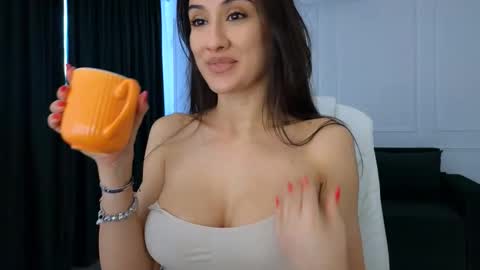 Snapshot of sarah2101 chatting on 02.03.26 sarah l0v3 online show from 02.03.26