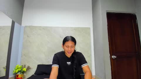 Sarah online show from 10.30.25