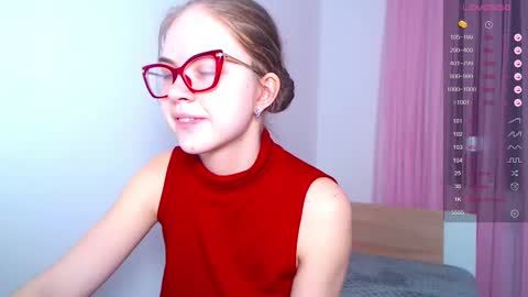 Sarah online show from 03.11.25