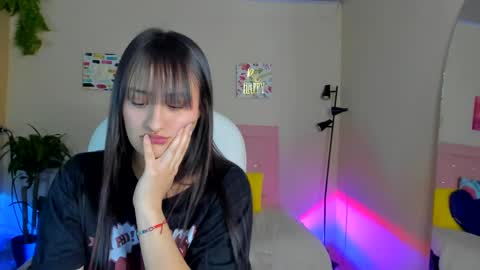 Sarah Ramirez online show from 12.19.24