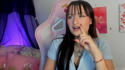 Sarah Ramirez online show from 12.29.24