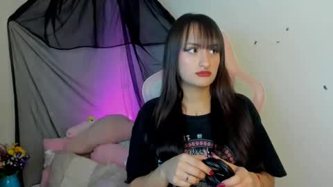Sarah Ramirez online show from 01.06.25