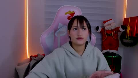 Sarah Ramirez online show from 12.02.25