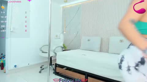 sarah online show from 03.12.25