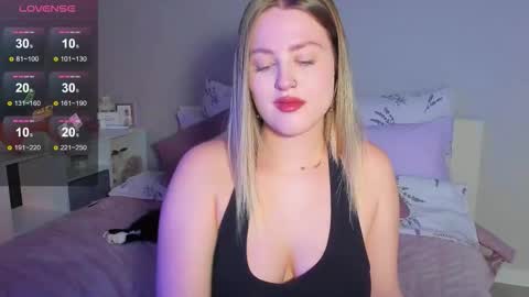 Sarah online show from 10.24.25