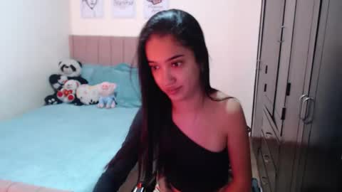 Snapshot of sarah_stone15 chatting on 12.14.24 Sarah online show from 12.14.24