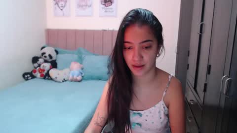 Snapshot of sarah_stone15 chatting on 12.19.24 Sarah online show from 12.19.24