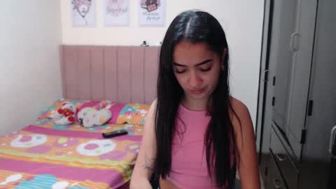 Snapshot of sarah_stone15 chatting on 01.15.25 Sarah online show from 01.15.25