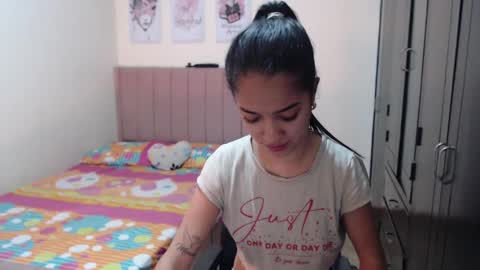 Snapshot of sarah_stone15 chatting on 01.26.25 Sarah online show from 01.26.25