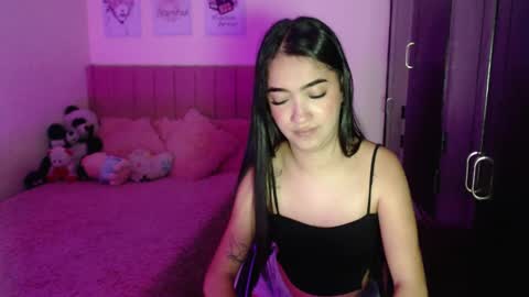 Snapshot of sarah_stone15 chatting on 02.01.25 Sarah online show from 02.01.25