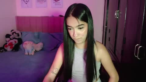 Snapshot of sarah_stone15 chatting on 02.27.25 Sarah online show from 02.27.25