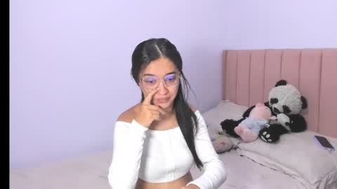 Snapshot of sarah_stone15 chatting on 09.16.25 Sarah online show from 09.16.25