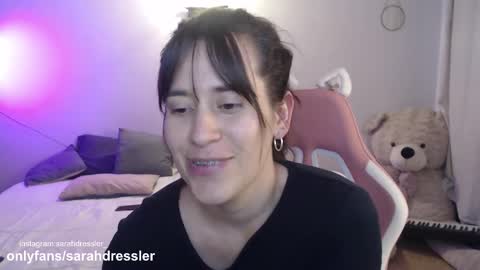 sarahdressler online show from 11.04.25