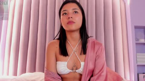 Sarah Evans online show from 12.26.24