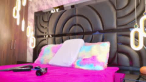 Sarah online show from 01.17.25