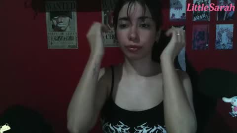 Snapshot of sarahhere1 chatting on 10.21.25 sarahhere1 online show from 10.21.25