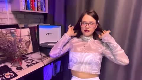 Sarah online show from 03.17.26