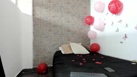 Snapshot of sarahjenkinx chatting on 02.16.26 Sarah Jenkin online show from 02.16.26