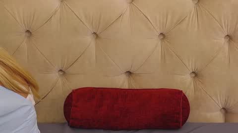 Sarah online show from 02.06.25