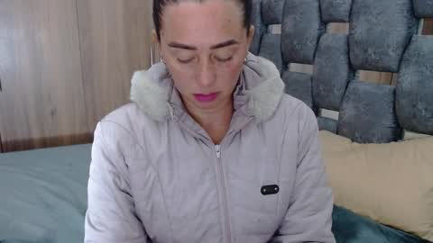 Snapshot of sarahott_1 chatting on 02.20.25 Lia online show from 02.20.25