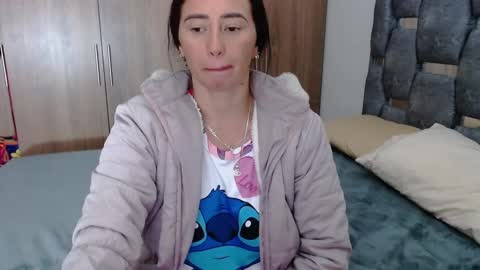 Snapshot of sarahott_1 chatting on 02.28.25 Lia online show from 02.28.25