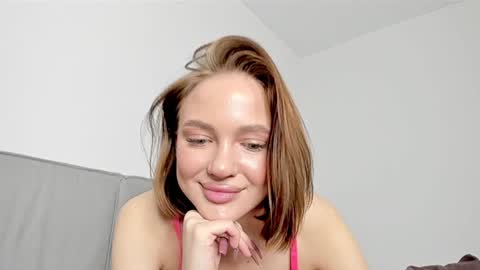 Snapshot of sarahphyllis chatting on 12.27.24 sarahphyllis online show from 12.27.24