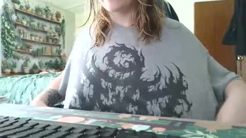 Sarah online show from 06.04.26