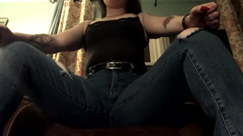 sarahsweetie17 online show from 11.24.25