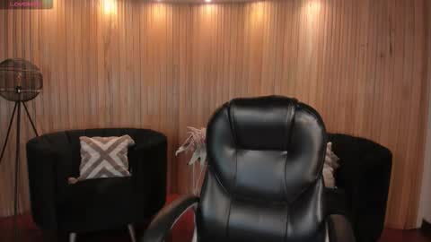 Snapshot of sarahyates chatting on 02.21.26 Sarah independent model online show from 02.21.26