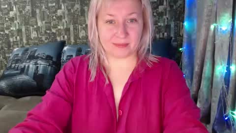 Snapshot of sarakatherin chatting on 01.29.25 Sara online show from 01.29.25