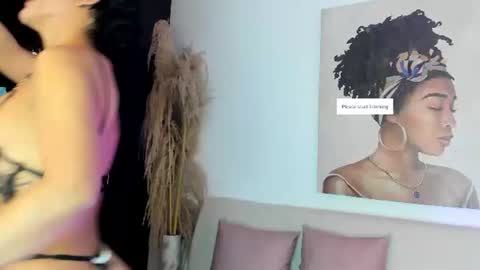 Snapshot of sarakush chatting on 06.15.26 Sara online show from 06.15.26