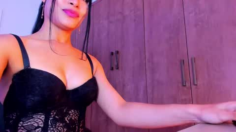 saralife69 online show from 03.12.25