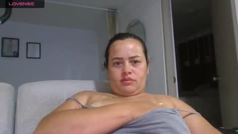 Snapshot of saramartinez100 chatting on 07.28.26 sara martinez online show from 07.28.26