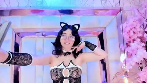 sara  online show from 11.09.25