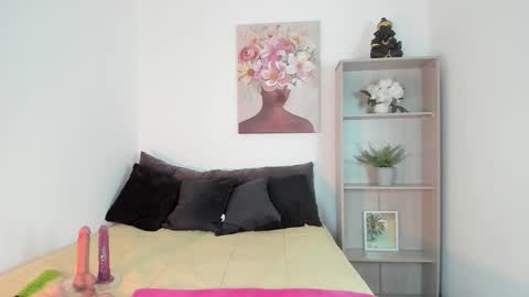 Snapshot of saramilf_69 chatting on 01.17.26 saramilf_69 online show from 01.17.26