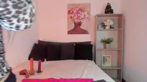 Snapshot of saramilf_69 chatting on 02.07.26 saramilf_69 online show from 02.07.26