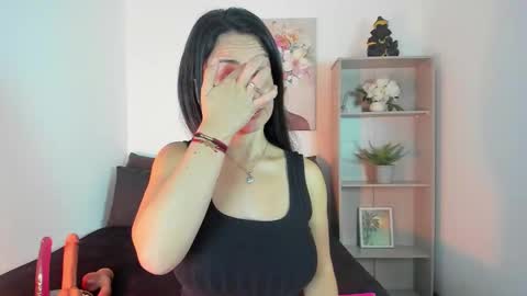 Snapshot of saramilf_69 chatting on 02.16.26 saramilf_69 online show from 02.16.26