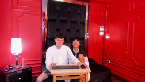 Sara and Edward online show from 11.14.25