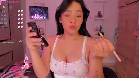saraowens online show from 08.04.26