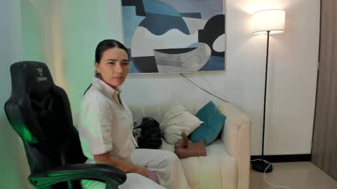 Snapshot of saraparkerx chatting on 06.02.26 I am Sara online show from 06.02.26