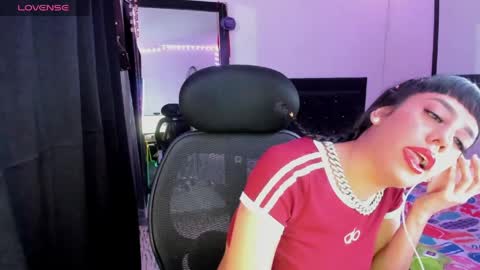 Sara  online show from 05.20.26