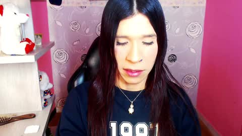 Snapshot of sarasofia44 chatting on 01.29.25 Sara Sofia online show from 01.29.25