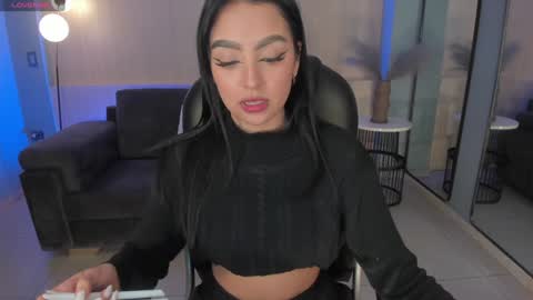 Sara Winstone online show from 12.14.24