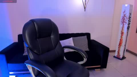 Sara Winstone online show from 12.15.24