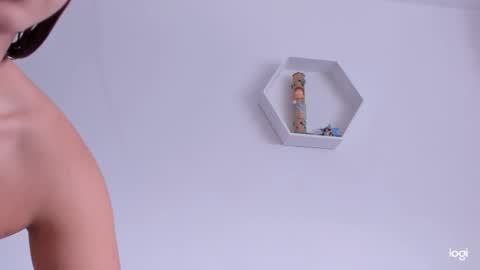 Saray  online show from 01.20.25