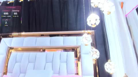 Saray online show from 11.21.25